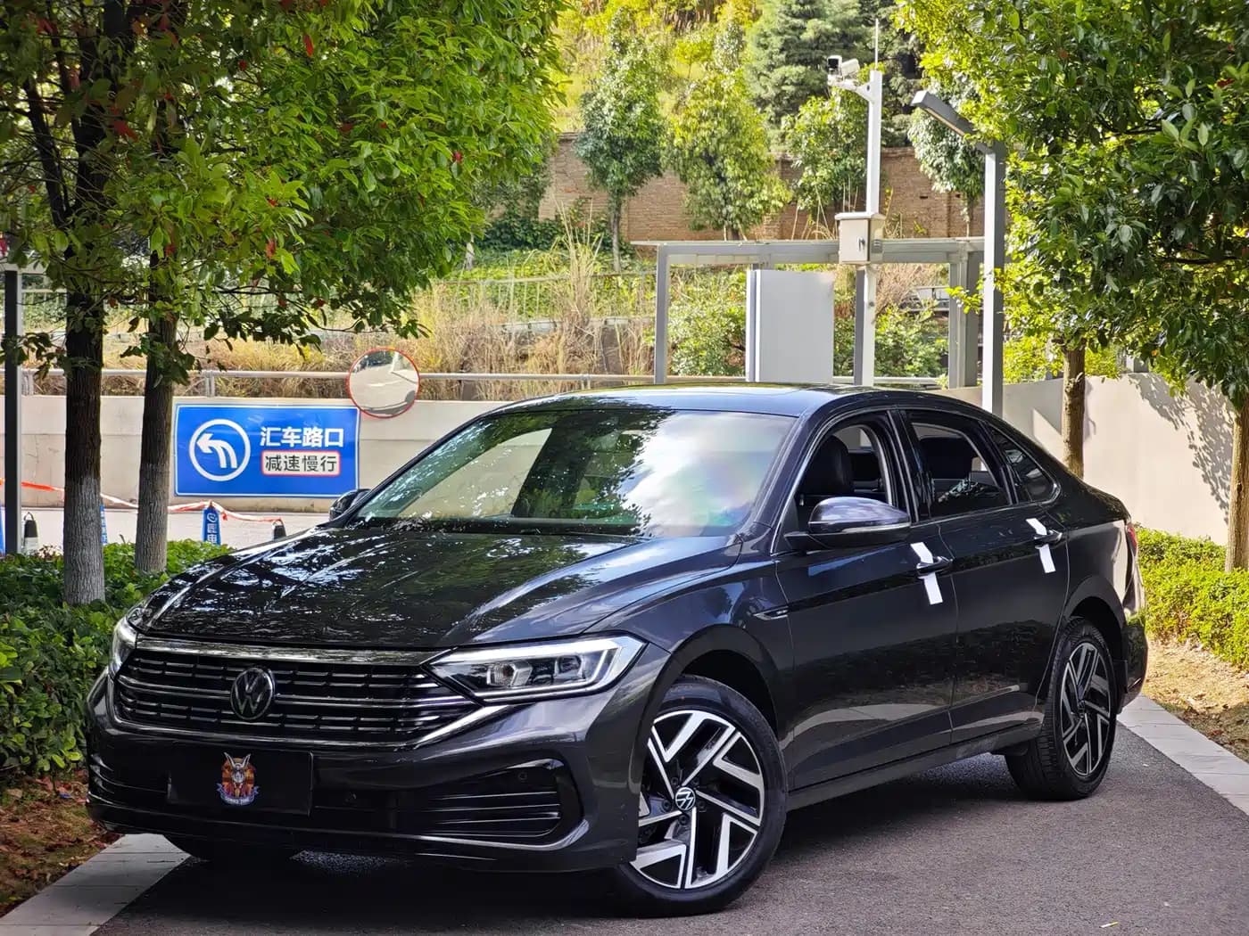 Volkswagen Jetta Sagitar 2023 Model Year 200TSI DSG Surpass Edition