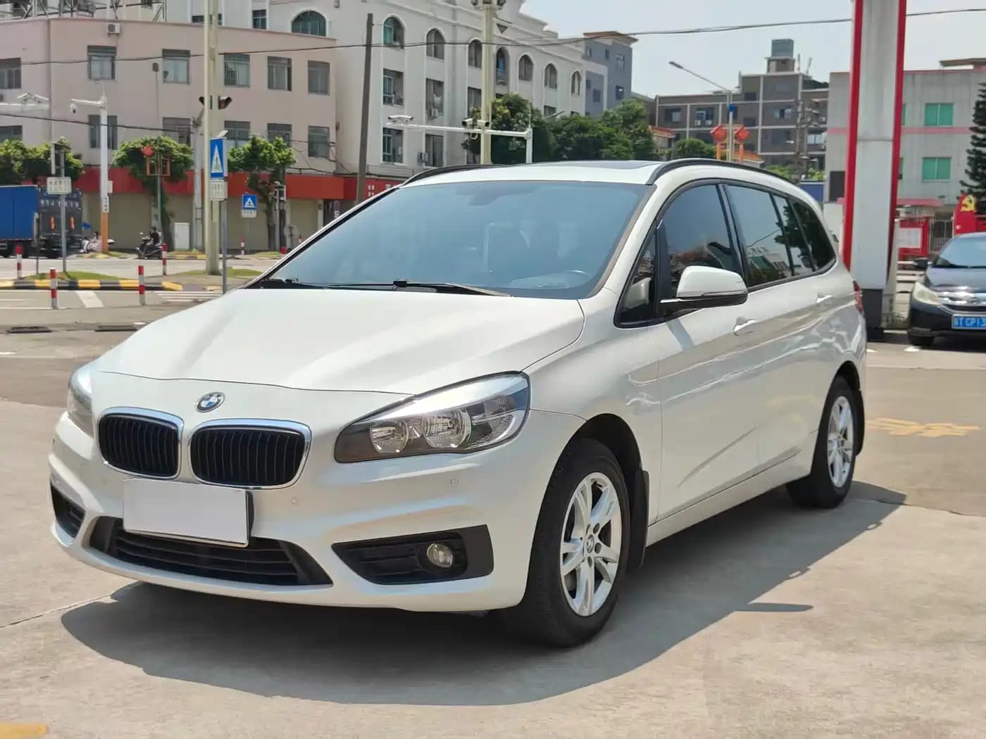 BMW 2 Series Gran Tourer 2015 218i Leading