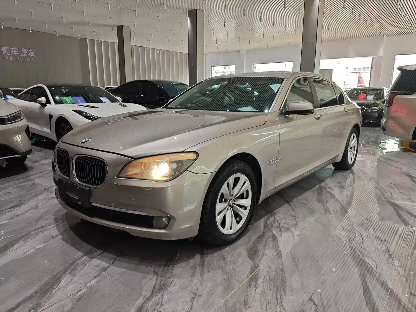 BMW 7 Series 2009 730Li Luxury