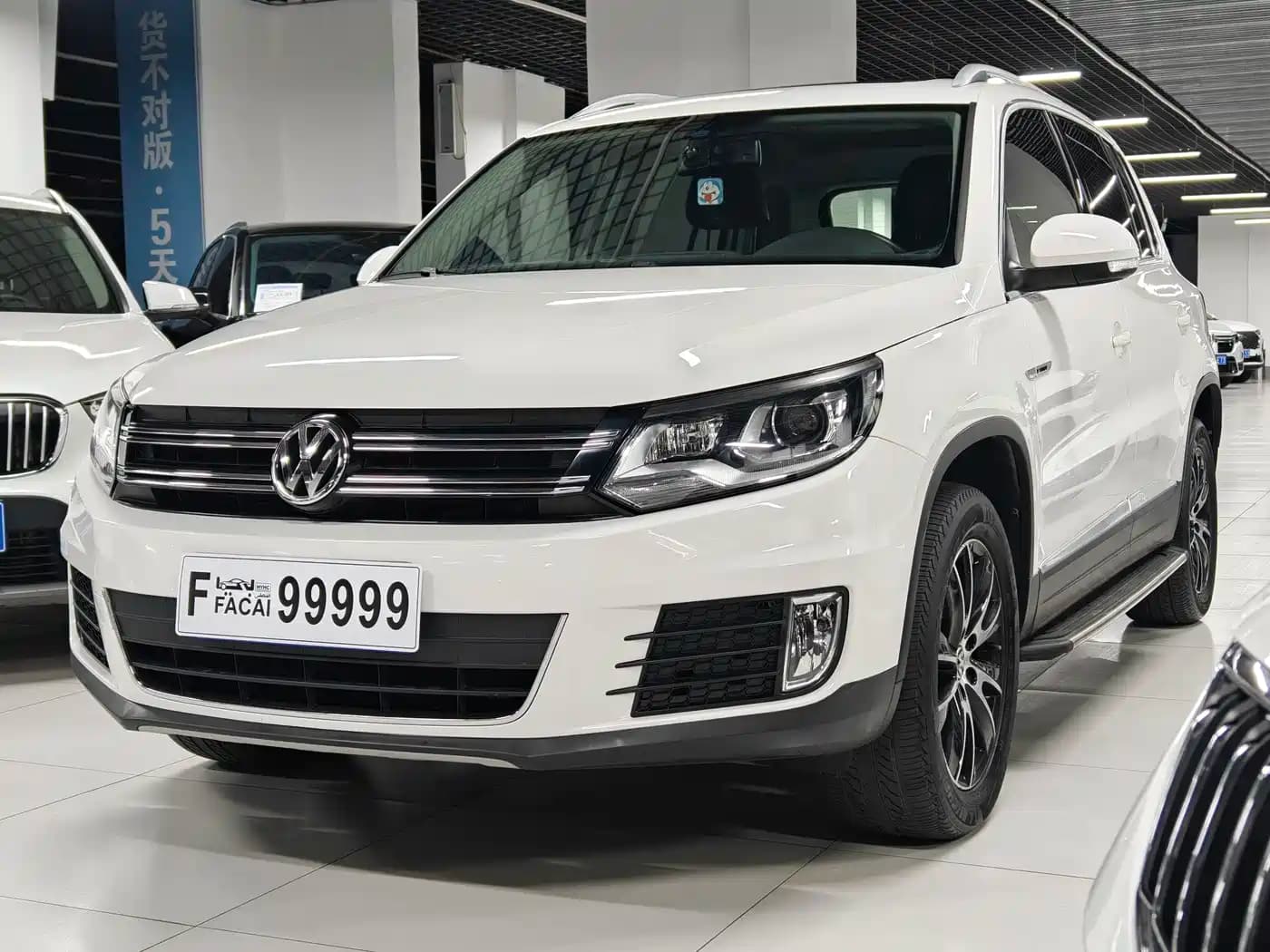 Volkswagen Tiguan 2016 Model 330TSI Automatic 4WD Luxury Edition