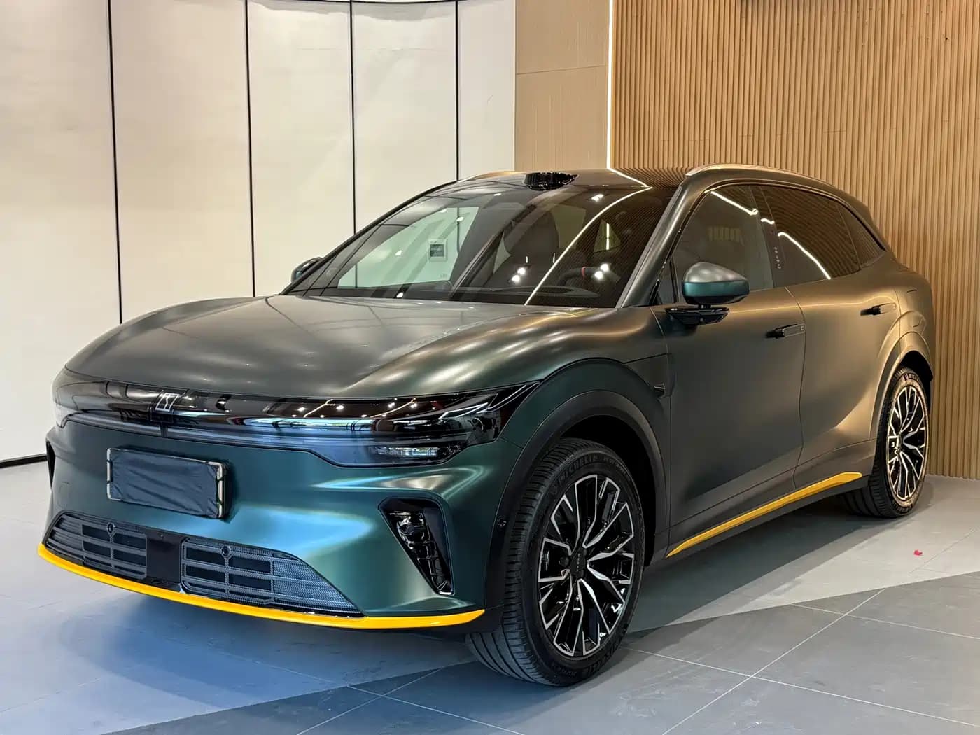 Zeekr 7X 2026 Model 75kWh RWD Smart Driving Edition