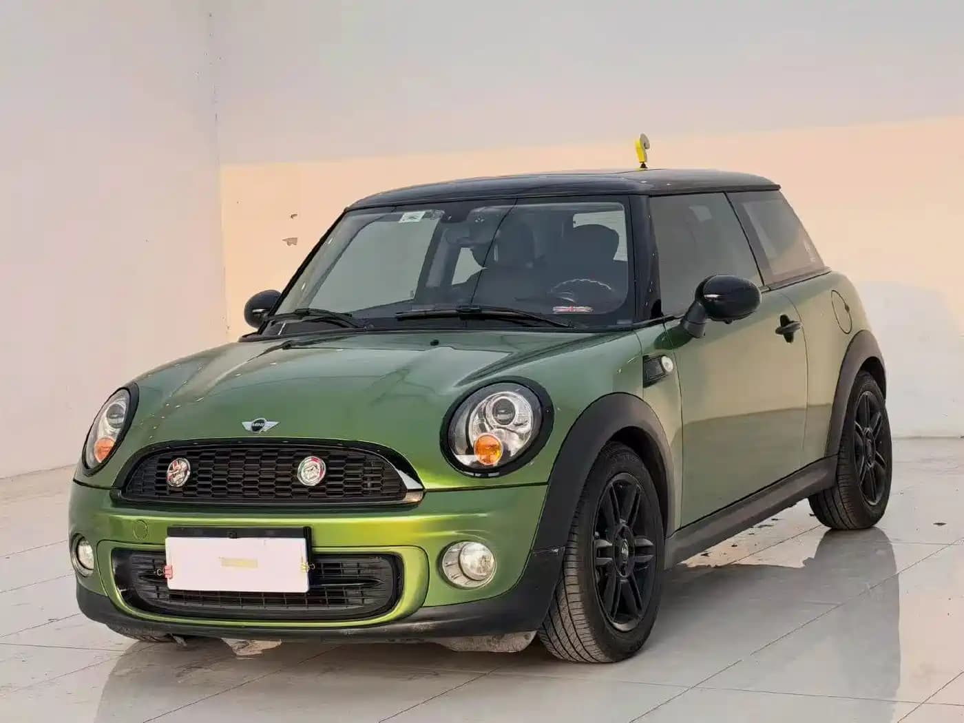 MINI 2012 Model 1.6T COOPER S China Mission Edition