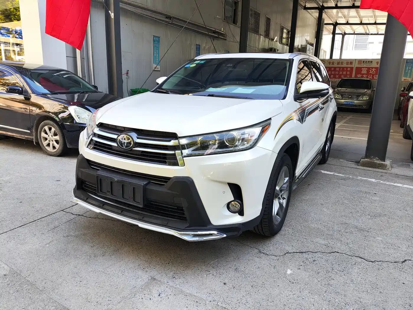 Toyota Highlander 2018 2.0T 4WD Premium 7-seater (China V)
