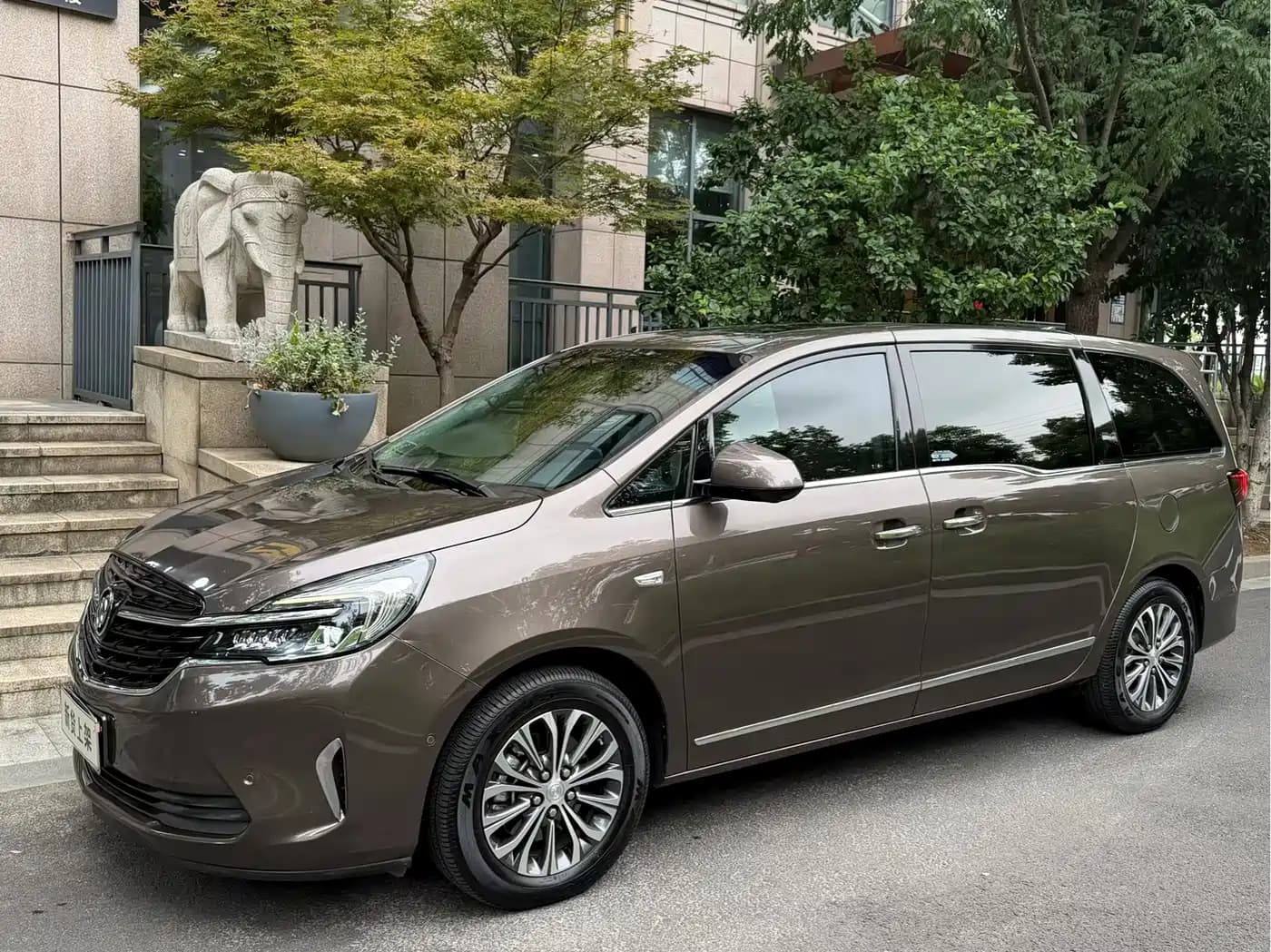 Buick GL8 2021 Land Business Class 652T Premium