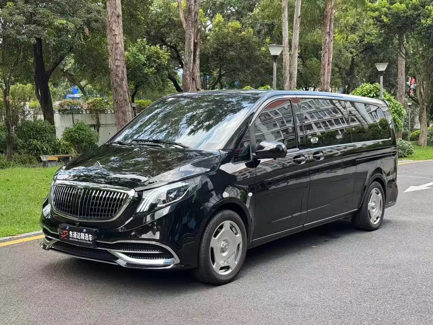 Mercedes-Benz Vito 2021 2.0T Business Edition 7-seater