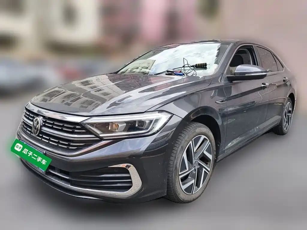 Volkswagen Jetta Sagitar 2023 300TSI DSG Surpassing Edition