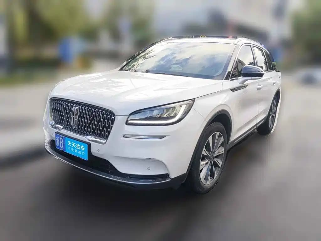 Lincoln Corsair Adventurer 2022 2.0T FWD Premium Luxury Edition