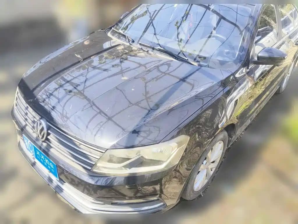 Volkswagen Lavida 2015 1.6L Manual Comfort Edition