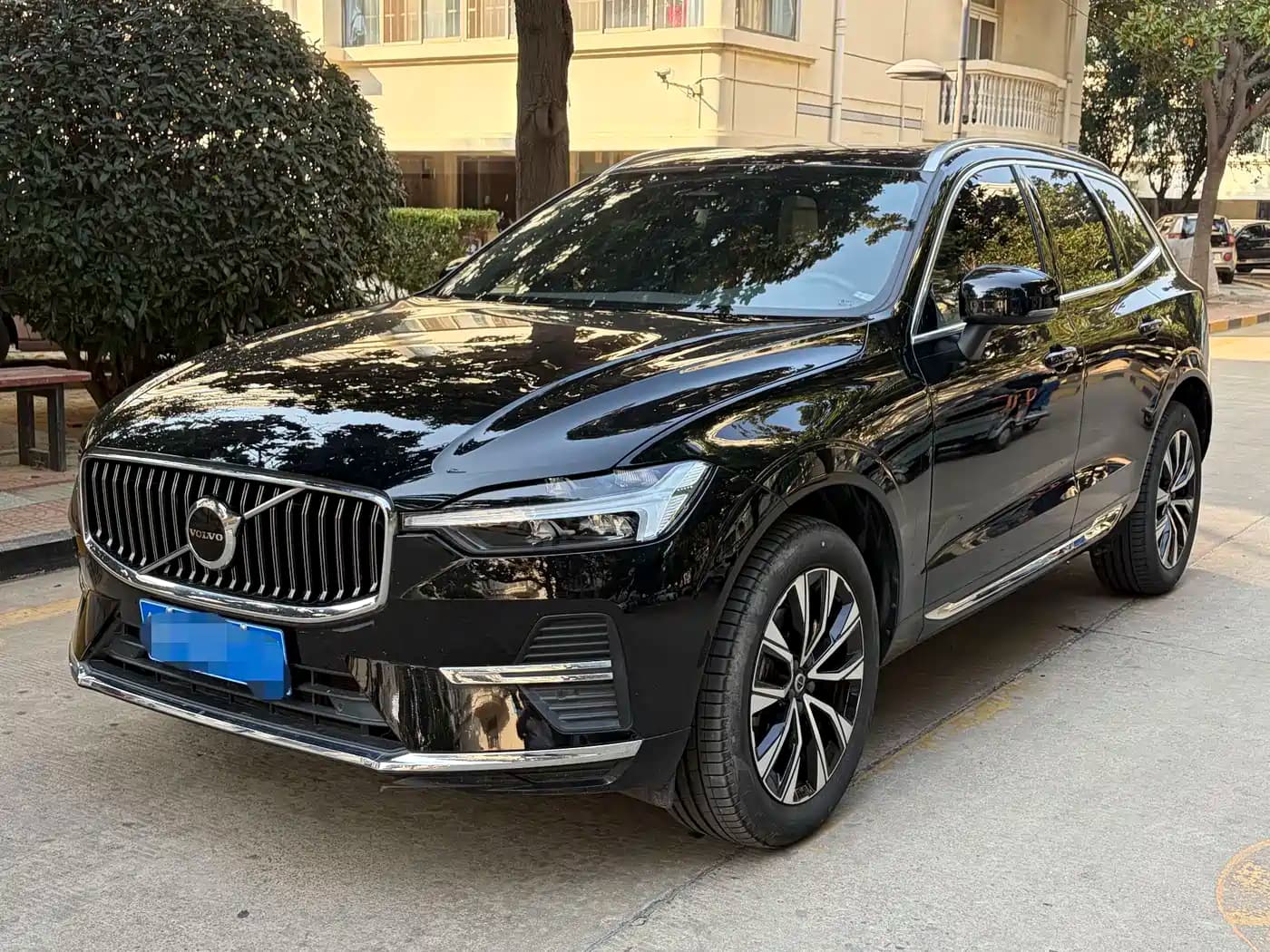 Volvo XC60 2023 B5 AWD Smart Elite Luxury