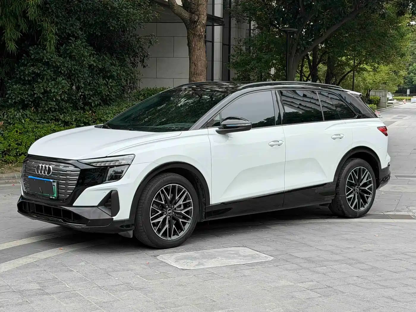 Audi Audi Q5 e-tron 2022 40 e-tron Starlight Edition Mecha Suit Sun Chaser Version