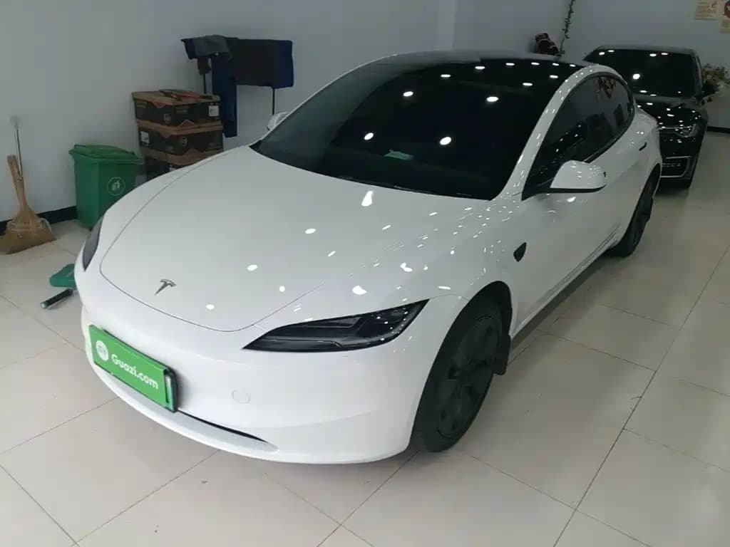 Tesla Model 3 2025 Model Rear-Wheel Drive Edition