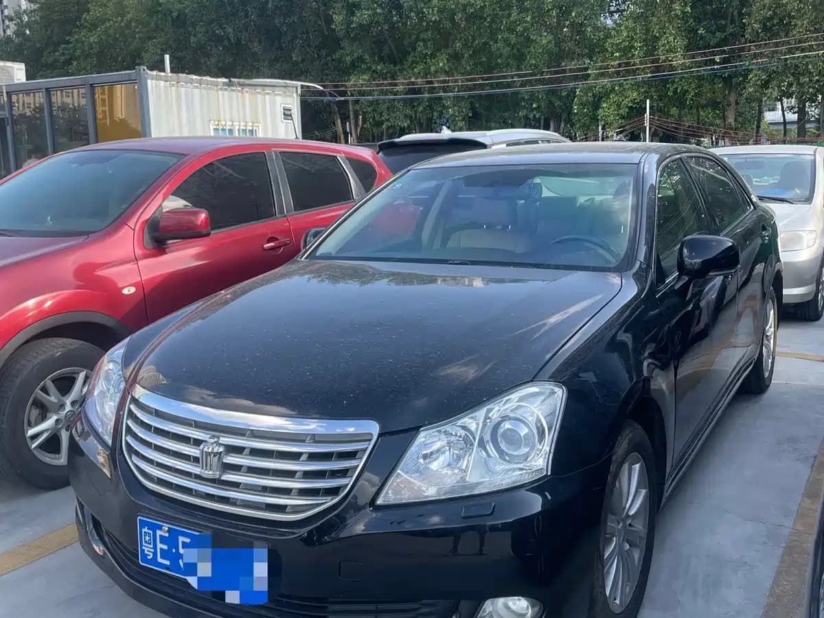 Toyota Crown 2012 2.5L Royal Leather Edition
