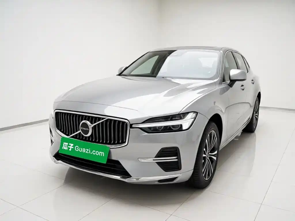 Volvo XC60 2024 B5 AWD Zhiyi Luxury Edition