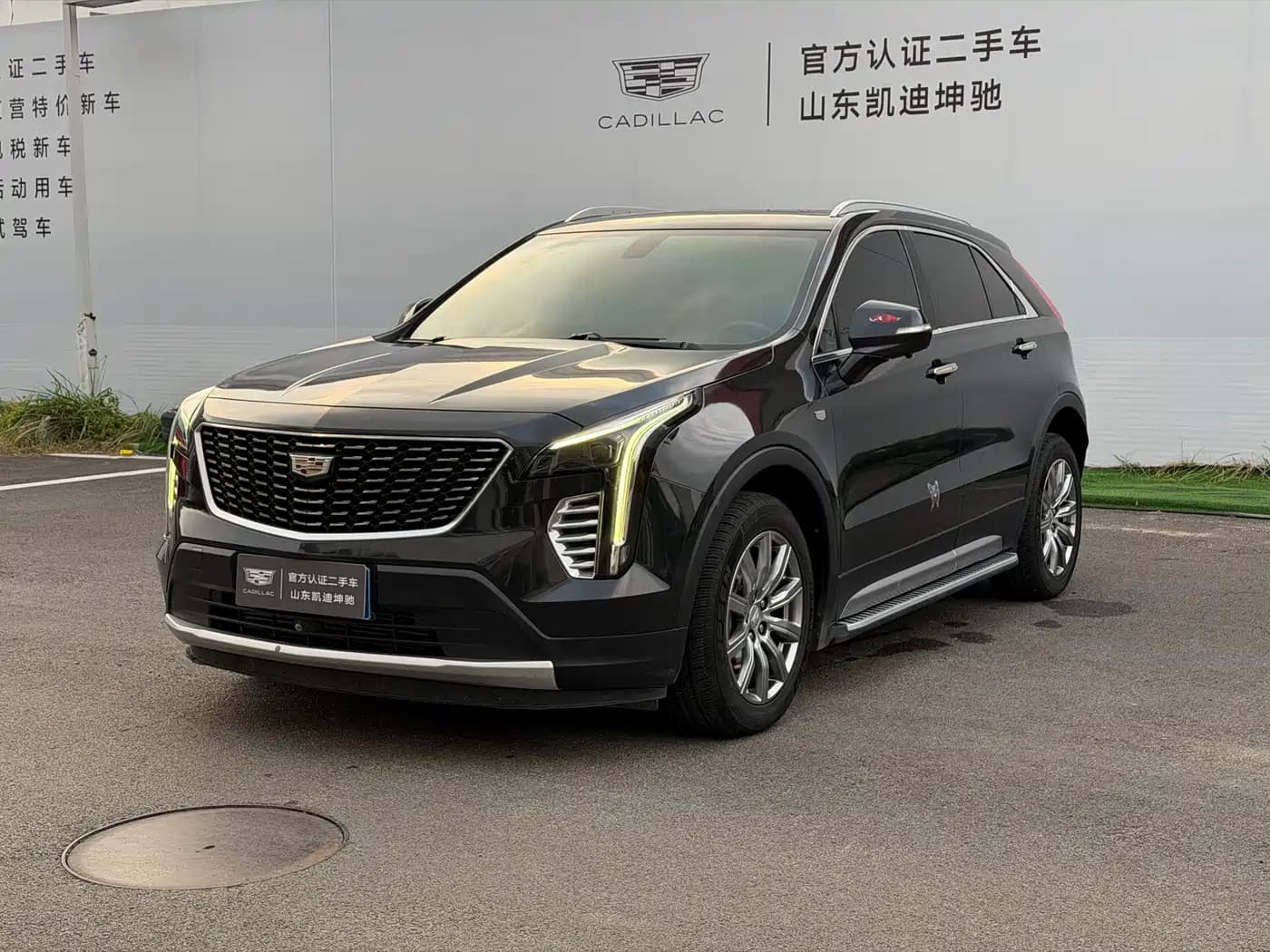Cadillac XT4 2021 28T FWD Premium Edition