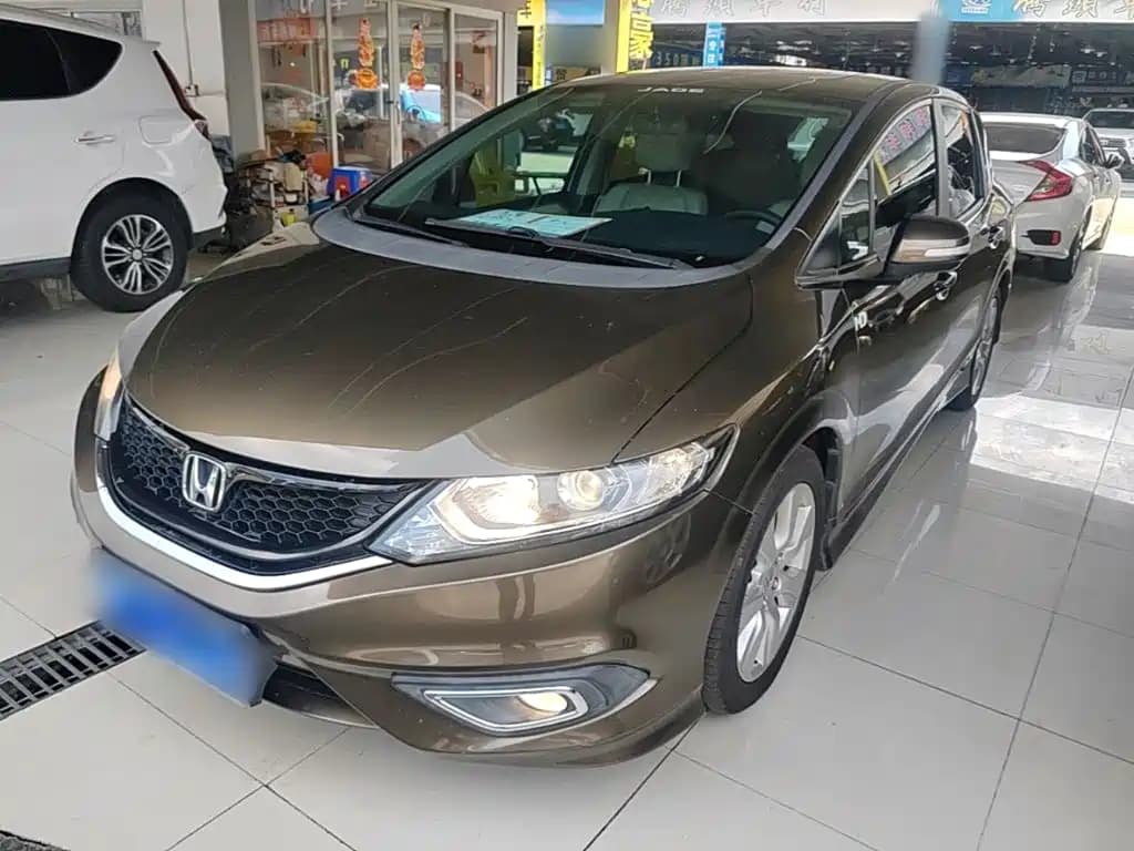 Honda Jade 2014 1.8L Automatic Comfort Elite 5-seater