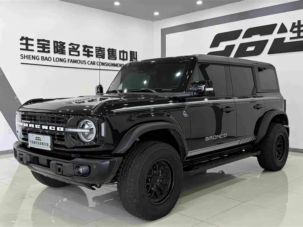Ford Bronco 2024 2.3T Black Diamond