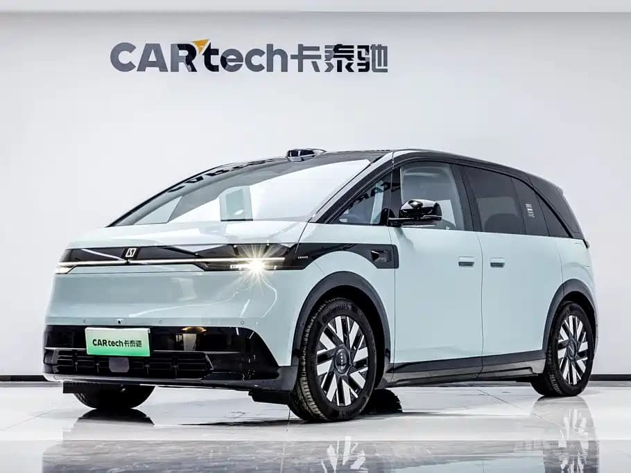 Zeekr mix 2025 Smart Driving Edition