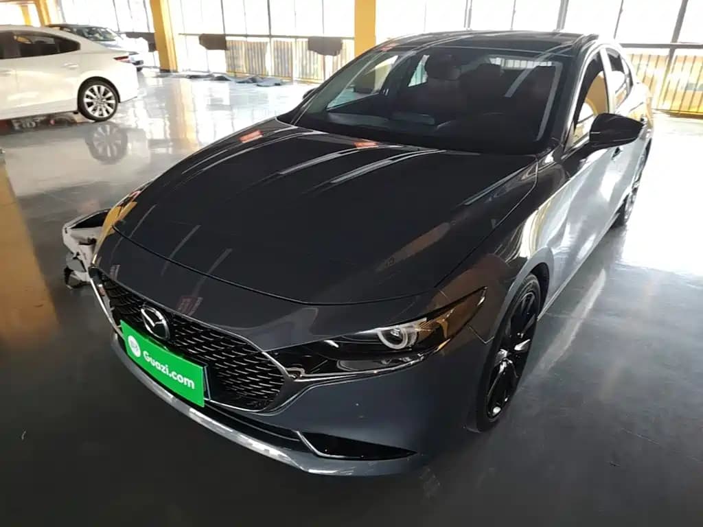 Mazda 3 Mazda3 Axela 2022 2.0L Automatic Quality Black Obsidian Edition