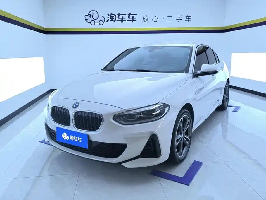 BMW 1 Series 2022 120i M Sport