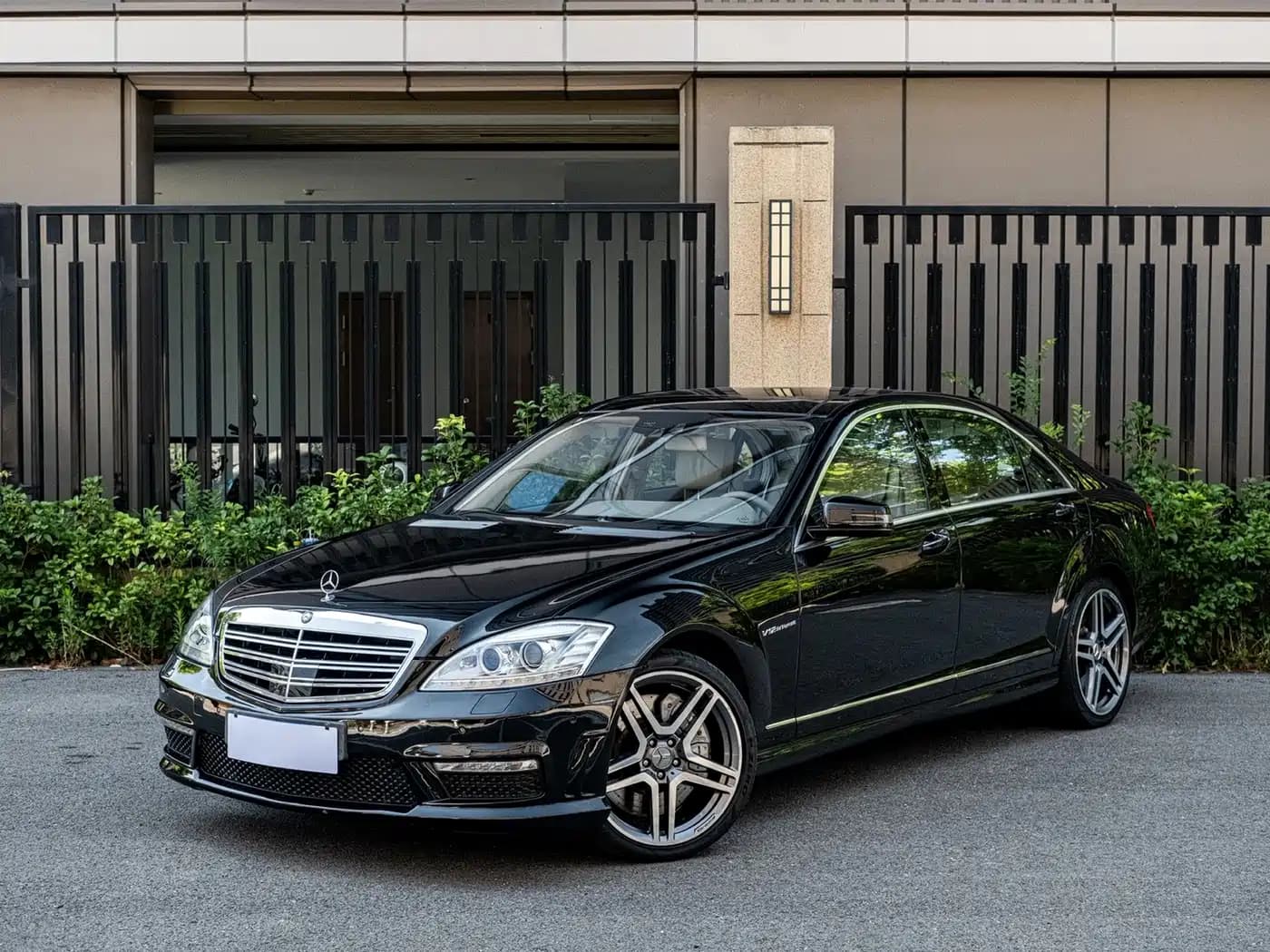 Mercedes-Benz S-Class AMG 2010 AMG S 65