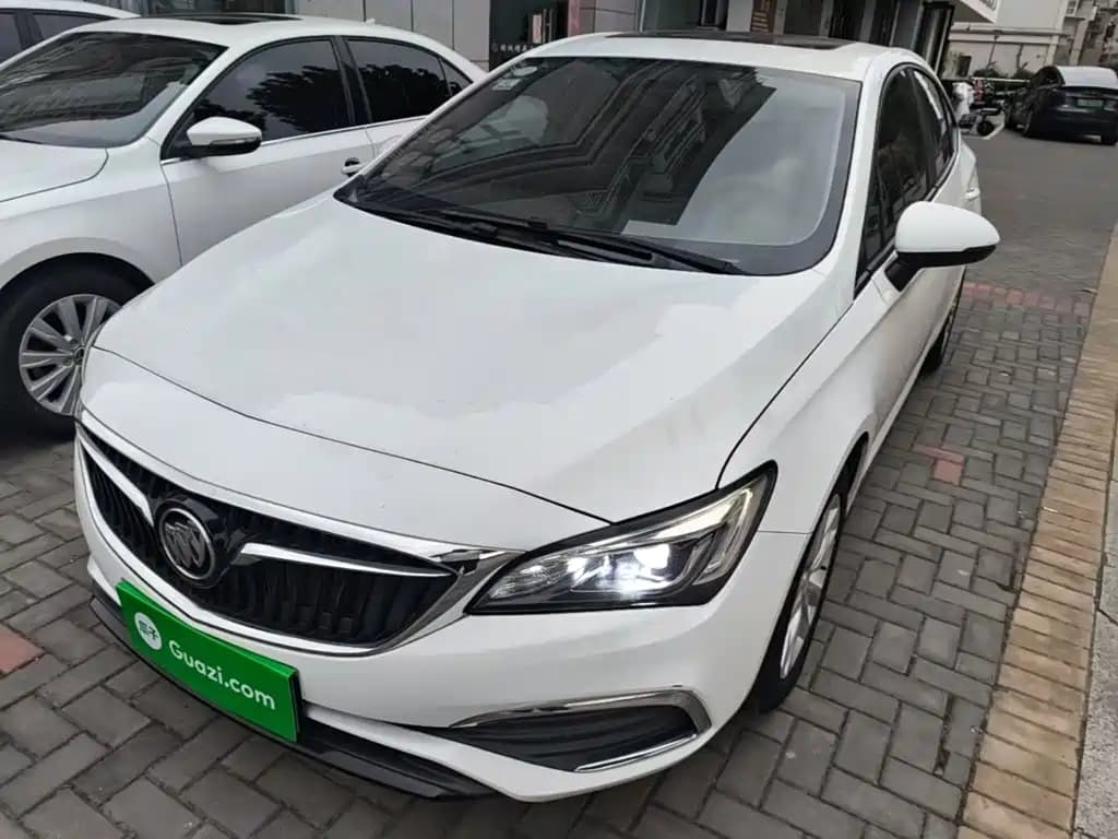 Buick Verano 2019 Sedan 20T Dual Clutch Leading