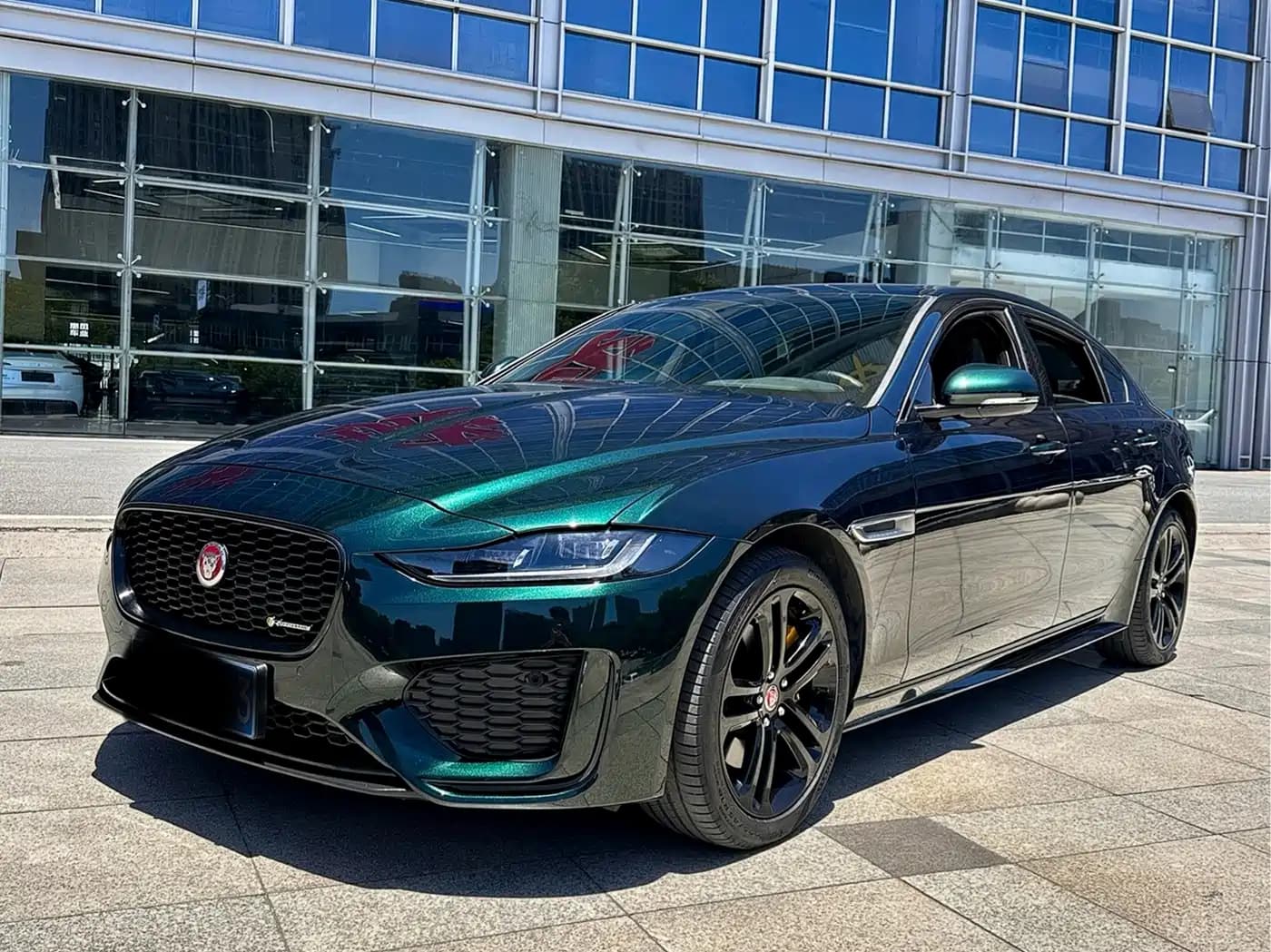 Jaguar XE Jaguar XEL 2023 2.0T 250PS R-DYNAMIC S Progressive Sport