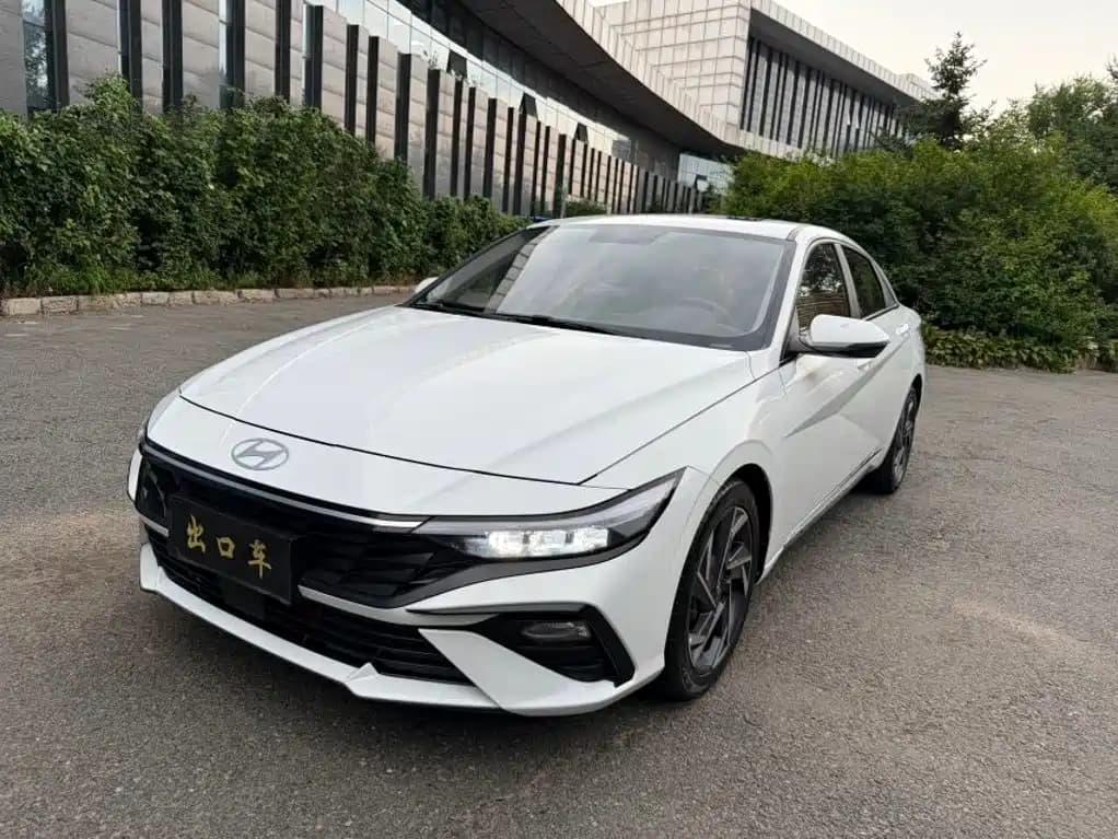 Hyundai Elantra 2023 1.5L CVT GLX Elite Edition