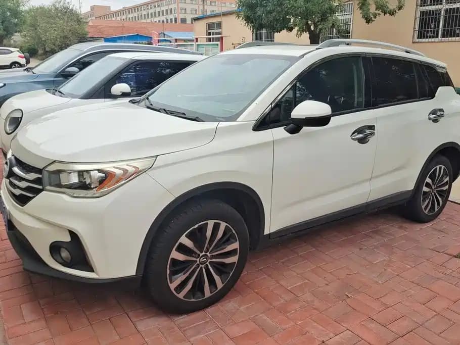 GAC Trumpchi GS4 Trumpchi 2015 200T G-DCT Luxury Edition