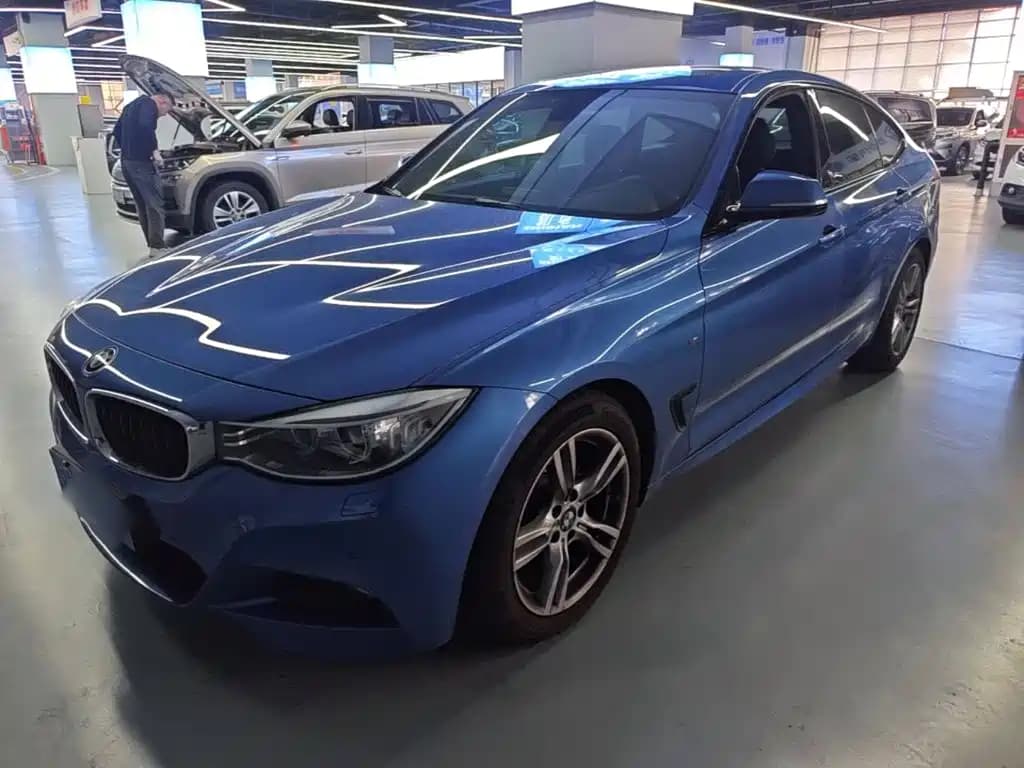 BMW BMW 3 Series GT 2014 320i Design Package