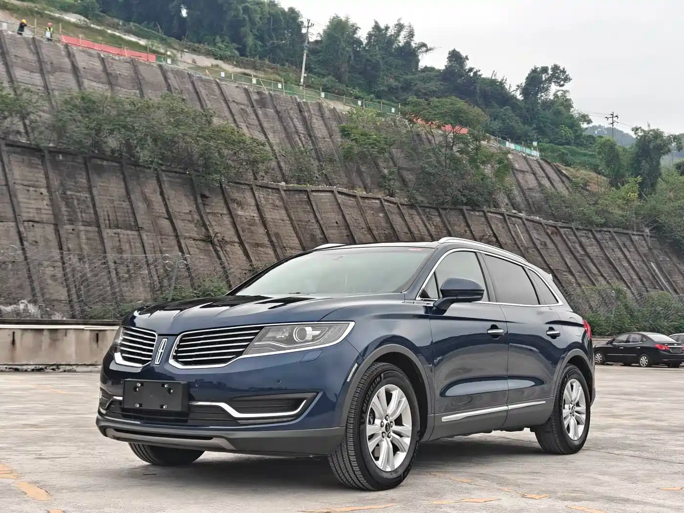 Lincoln MKX 2017 2.0T 2WD Premium Edition