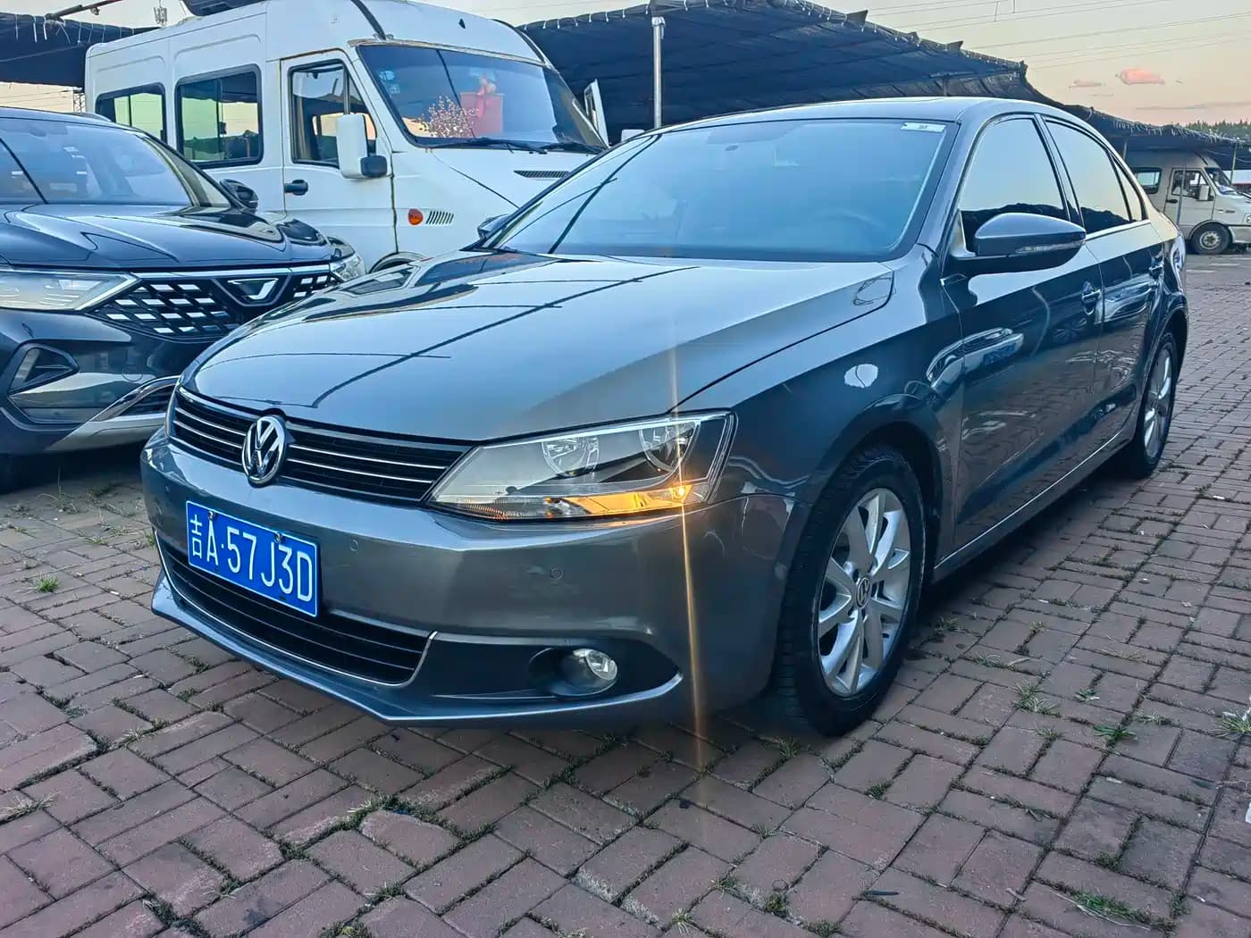 Volkswagen Jetta Sagitar 2012 1.4TSI Automatic Luxury