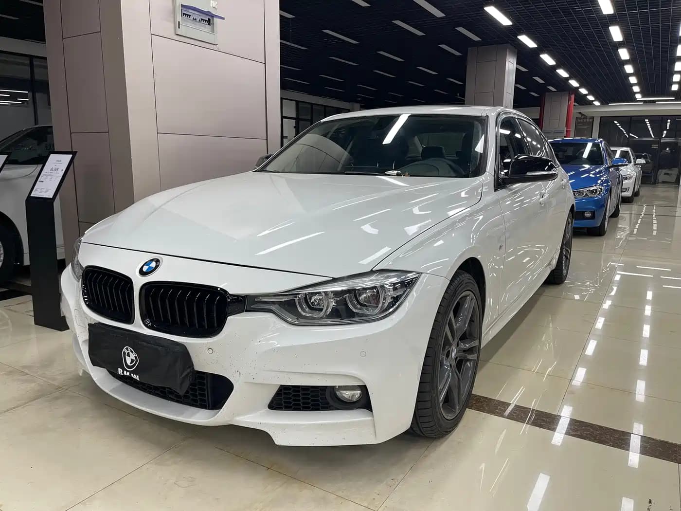 BMW 3 Series 2018 320Li Leading M Sport Package