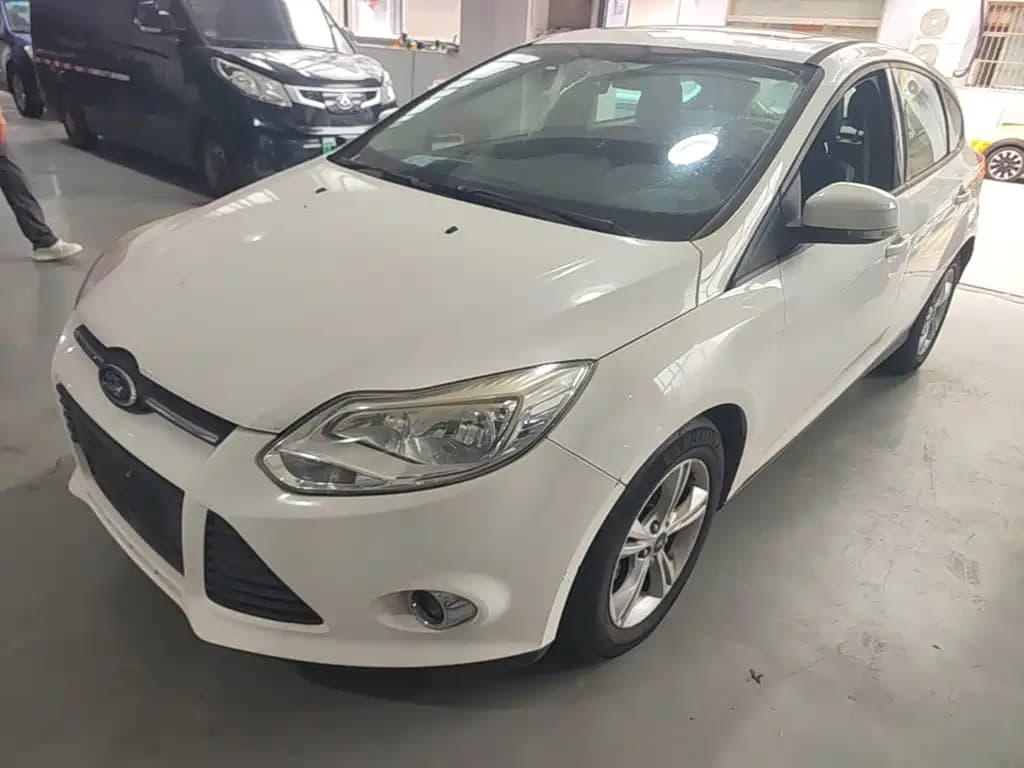 Ford Focus 2012 Hatchback 1.6L Automatic Trend