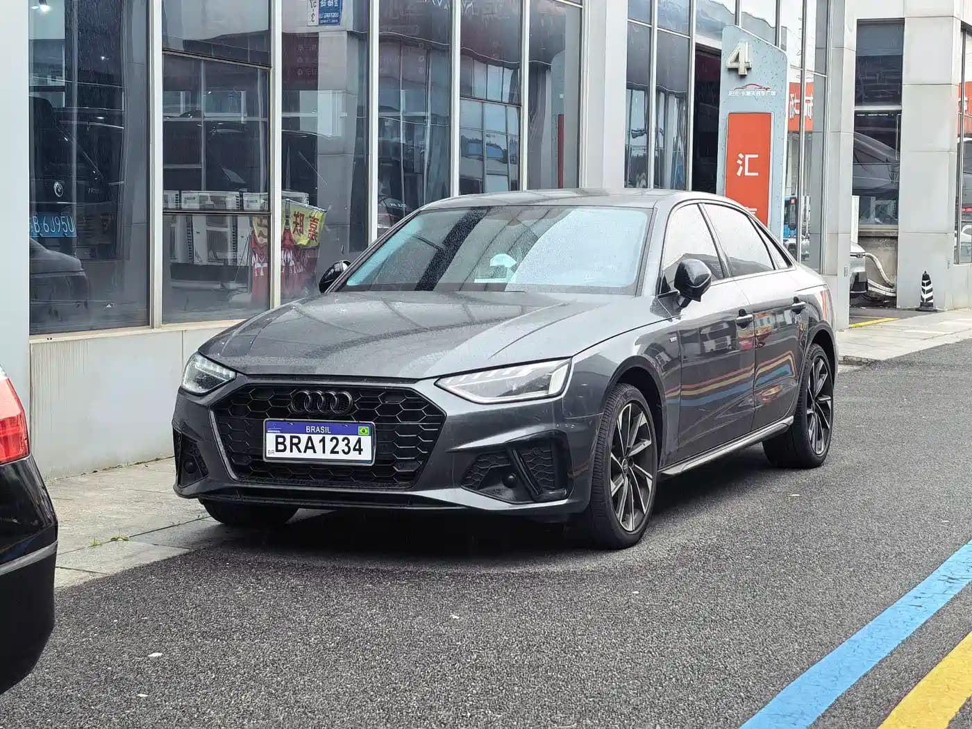 Audi A4L 2022 40 TFSI Luxury Dynamic
