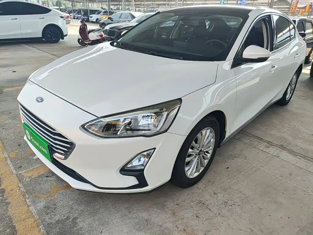 Ford Focus 2019 Sedan EcoBoost 125 Automatic Fengchao (China V)