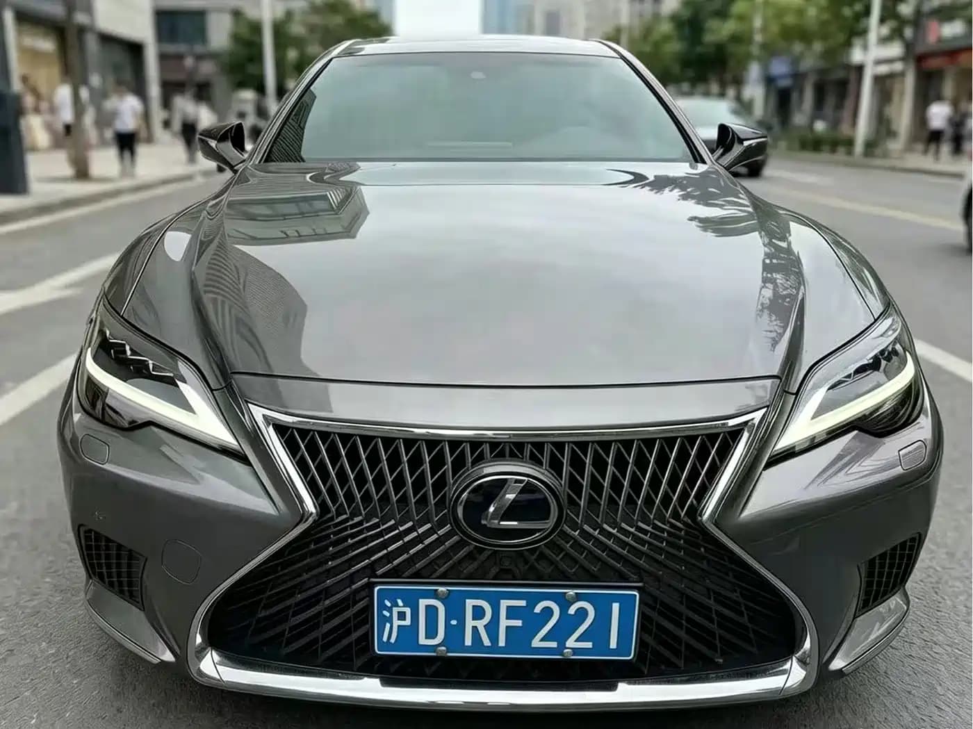 Lexus LS 2021 500h Excellence Edition
