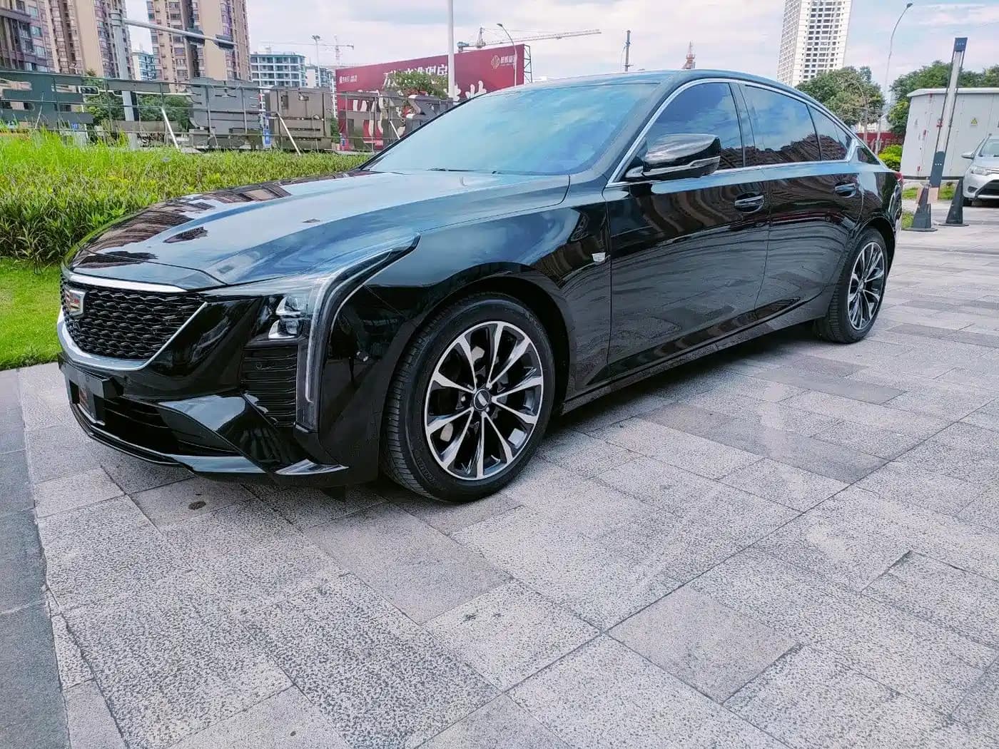 Cadillac CT5 2025 Model 28T Urban Sport Edition