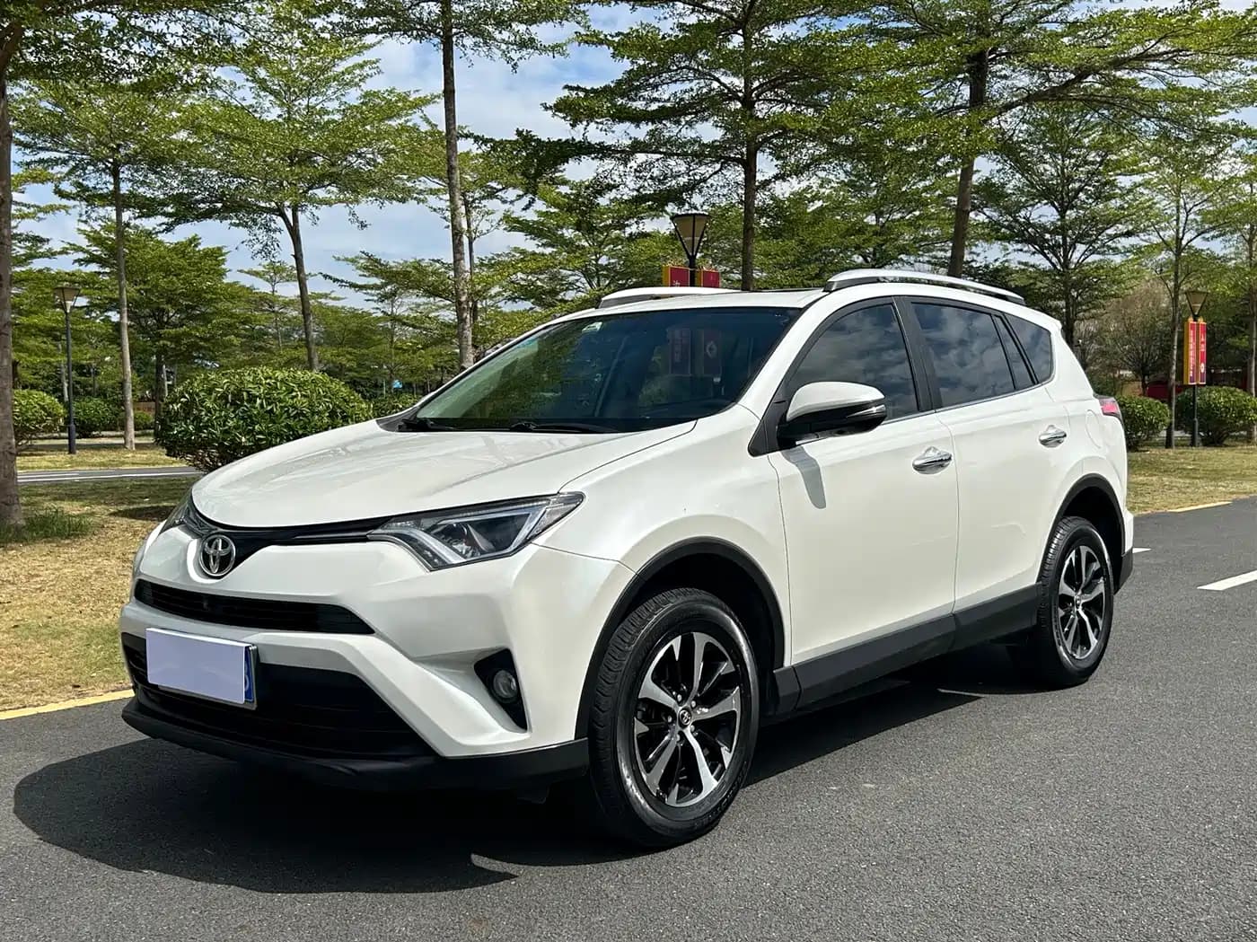 Toyota RAV4 Rongfang 2016 2.0L CVT 2WD Trend (China V)