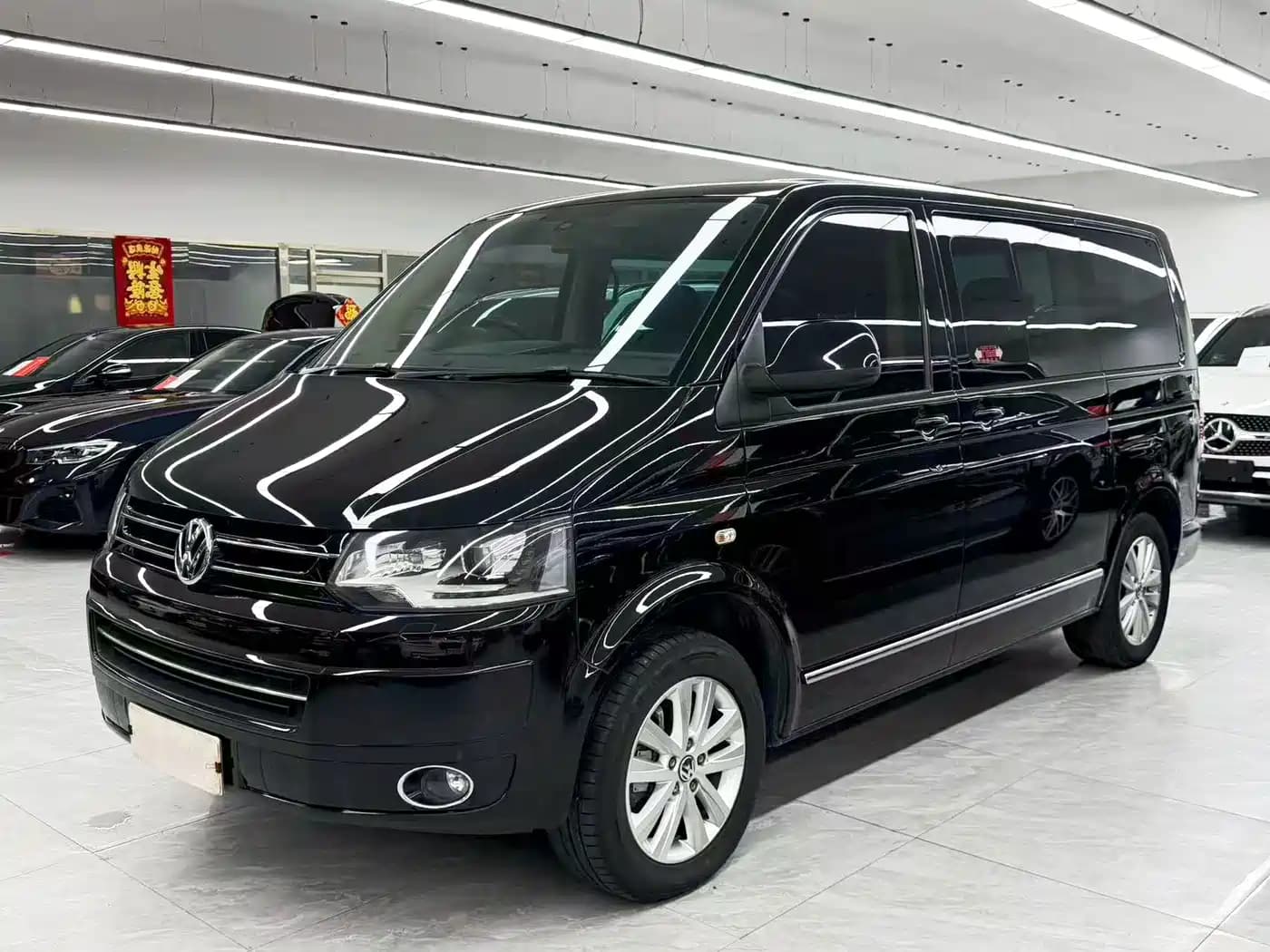 Volkswagen Multivan 2012 2.0TSI 4WD Premium