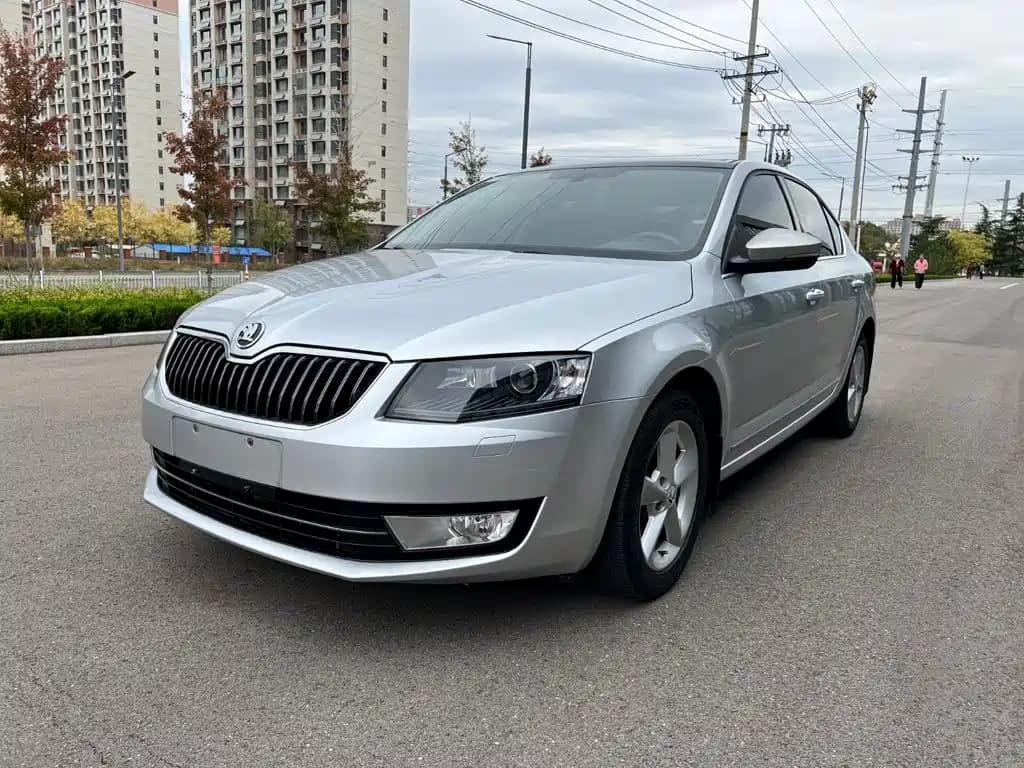 Skoda Octavia Škoda 2015 1.4TSI DSG Prestige Edition