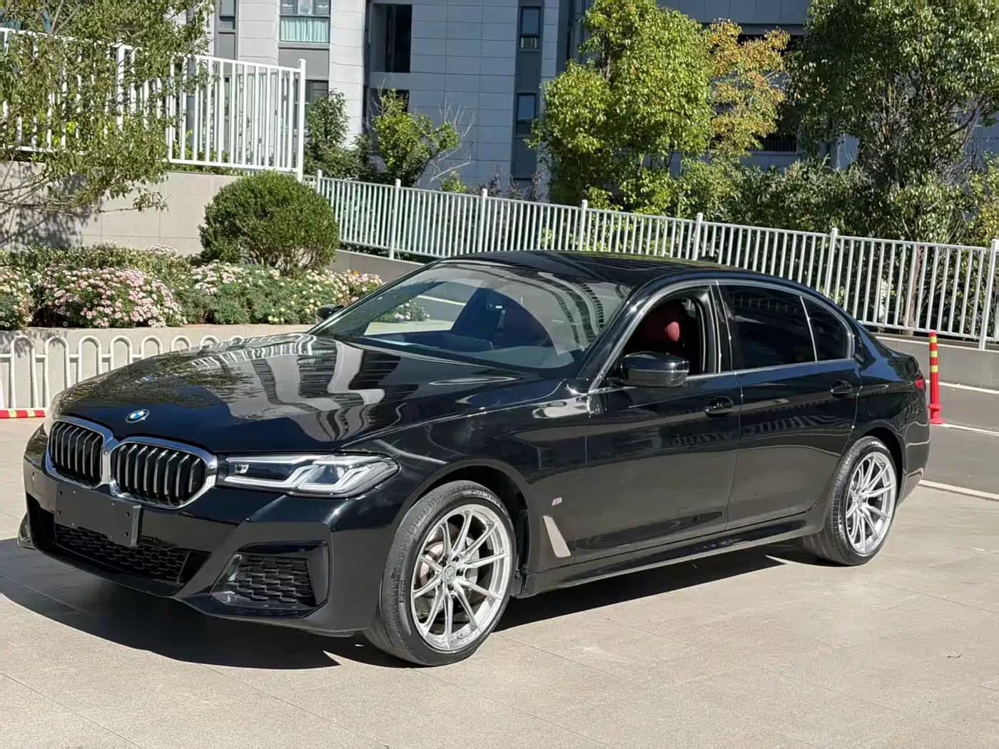 BMW 5 Series 2023 530Li Leading M Sport Package