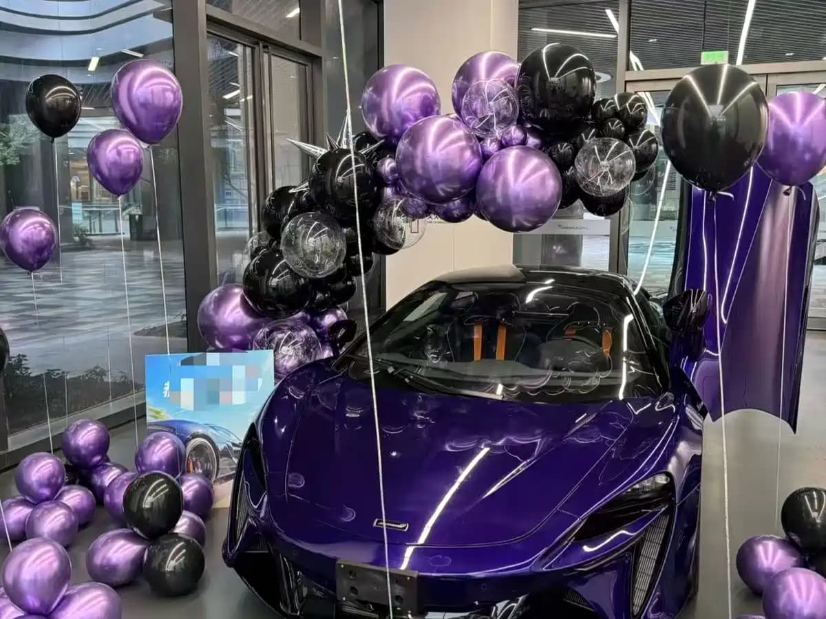 McLaren Artura 2023 3.0T Hybrid Standard