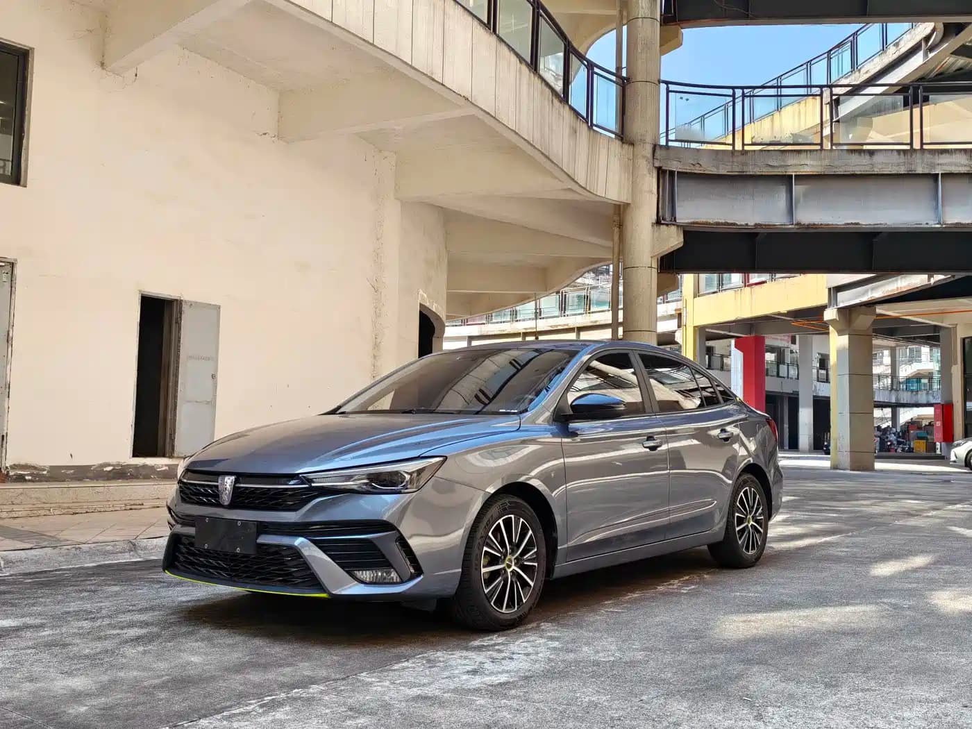 Roewe i5 2021 1.5L CVT Diamond Edition