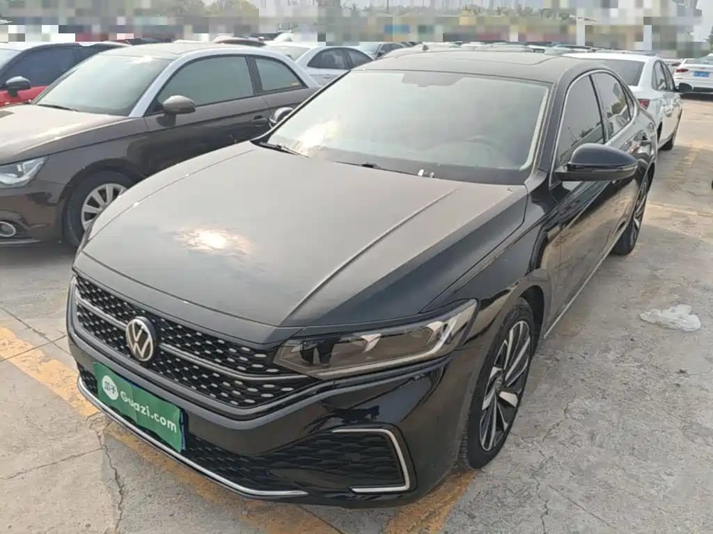 Volkswagen Passat 2022 330TSI Starlight Elite Edition