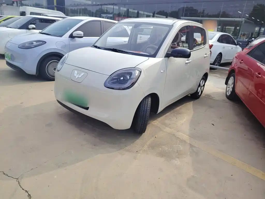 Wuling Motors Hongguang MINIEV 2025 4-Door Advanced