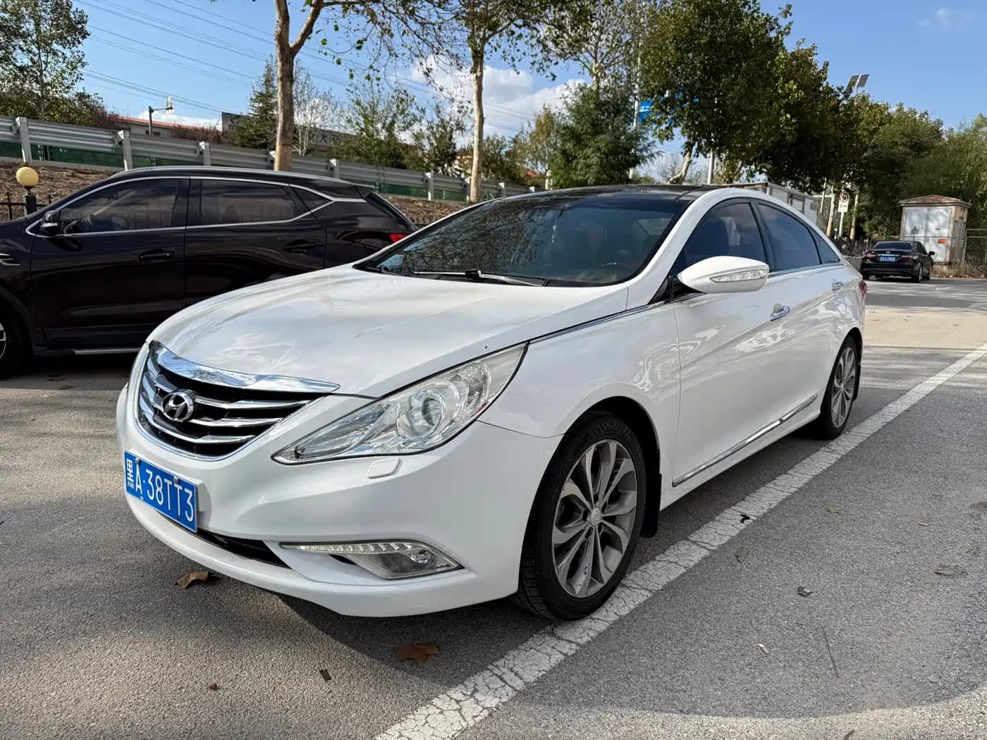 Hyundai Sonata 2014 2.4L Automatic Luxury Edition China IV