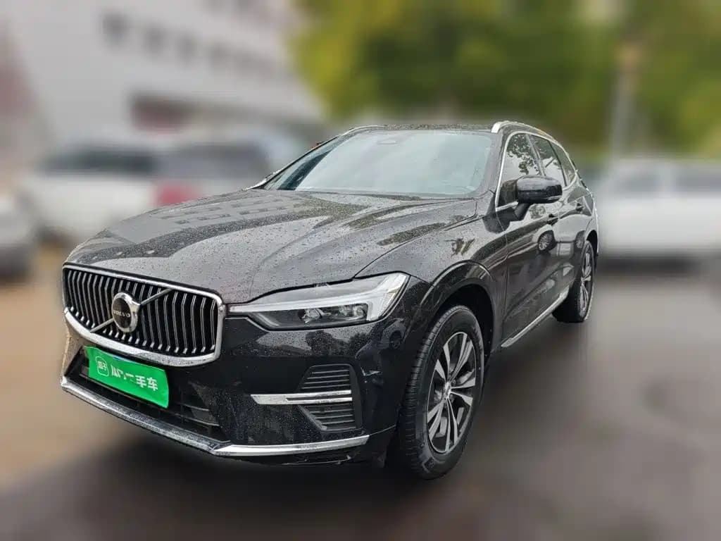 Volvo XC60 2023 B5 AWD Smart Luxury Edition
