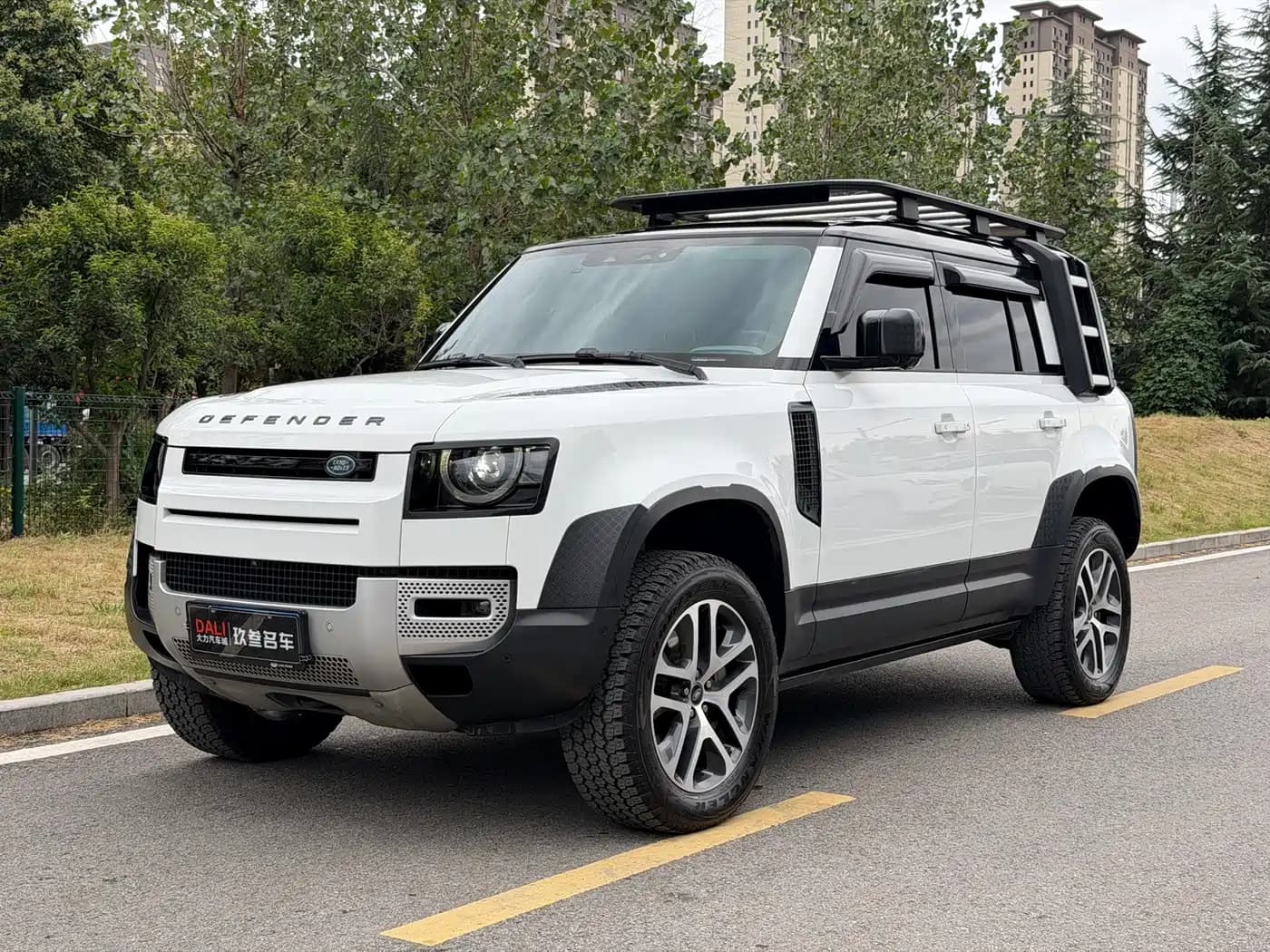Land Rover Defender 2021 110 P400 Dark Special Edition