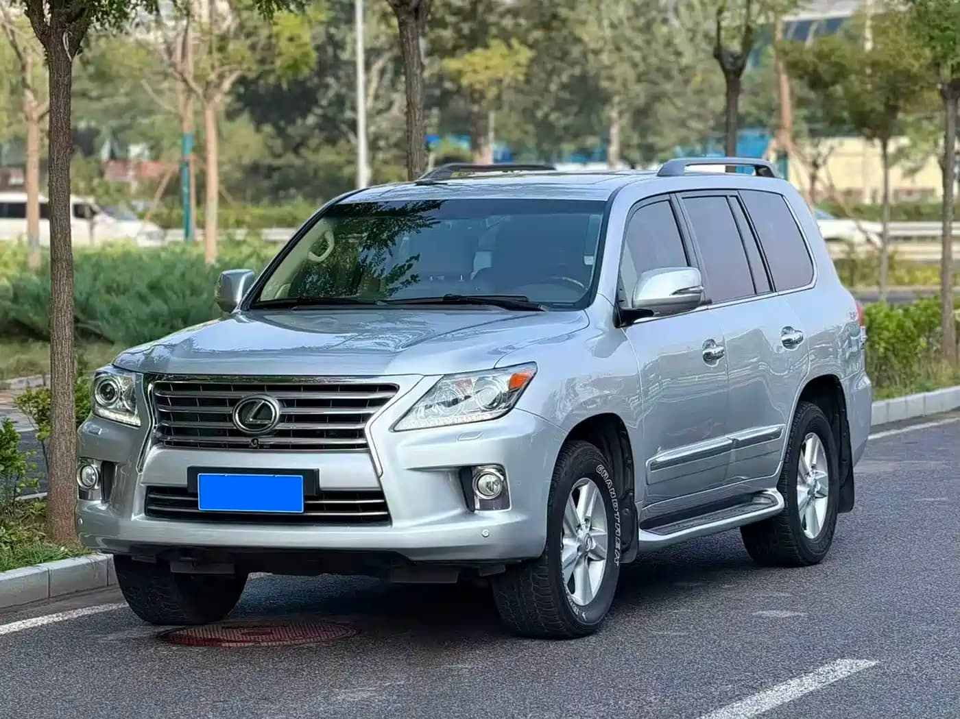 Lexus LX 2012 Model 570
