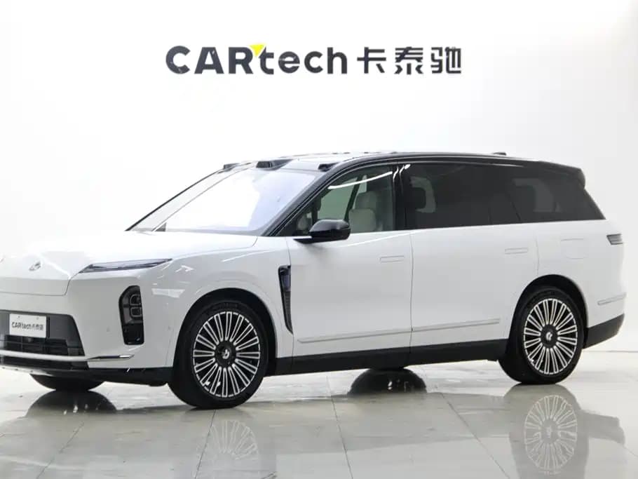 Nio ES8 2025 Base Model